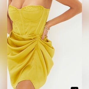 💜PrettyLittleThing💜Lime Bandeau Corset Bodycon Dress 🔥
